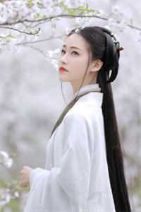 偏执沦陷！厌世少宗主惊艳修真界畅销巨著